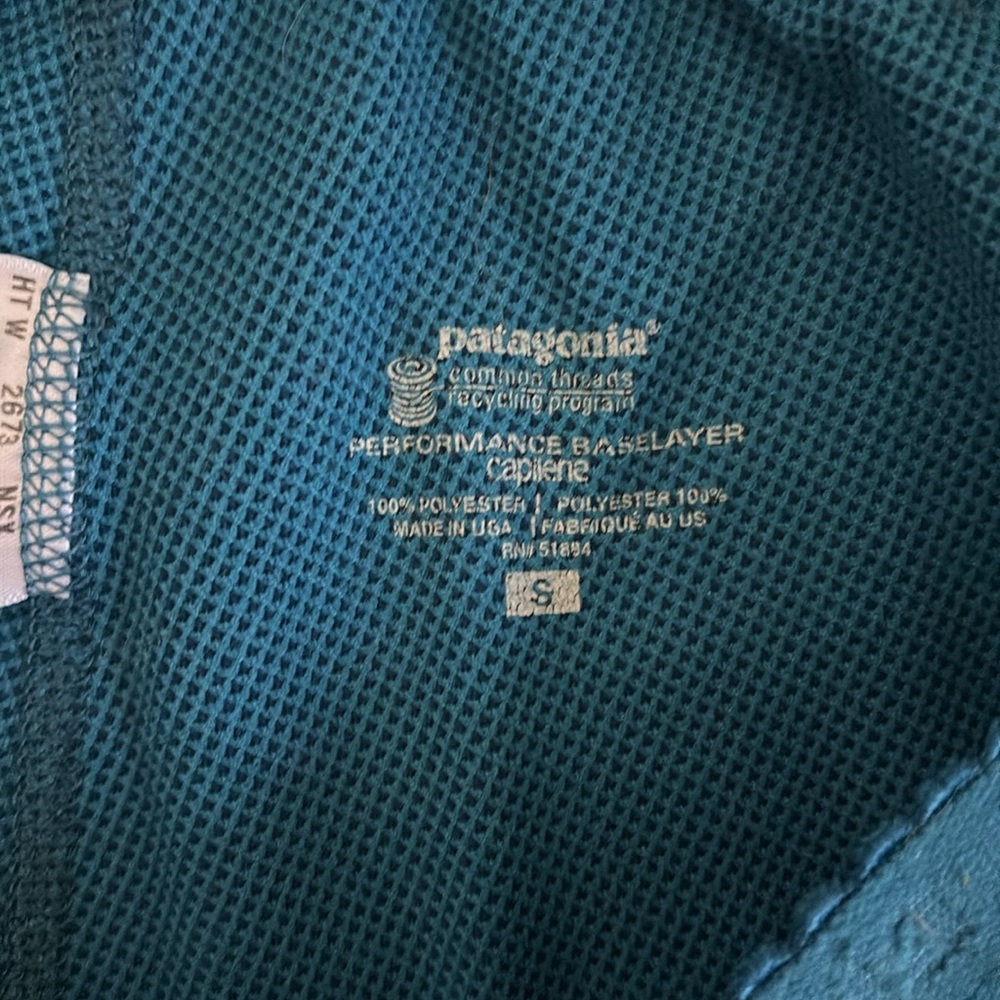 Patagonia capilene base layer
Pants/leggings
Size small
Excellent condition! - Picture 2 of 4